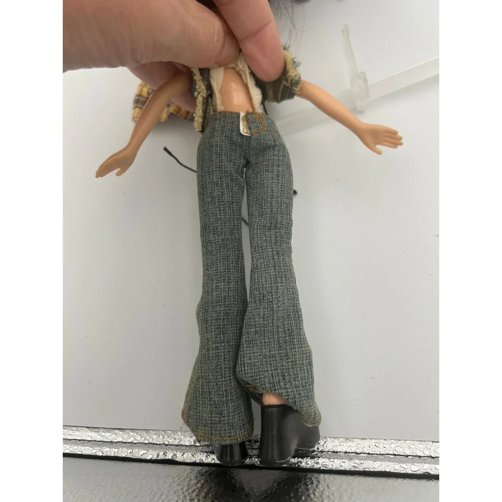 Bratz Stylin It Hippie chic Jade fashion doll